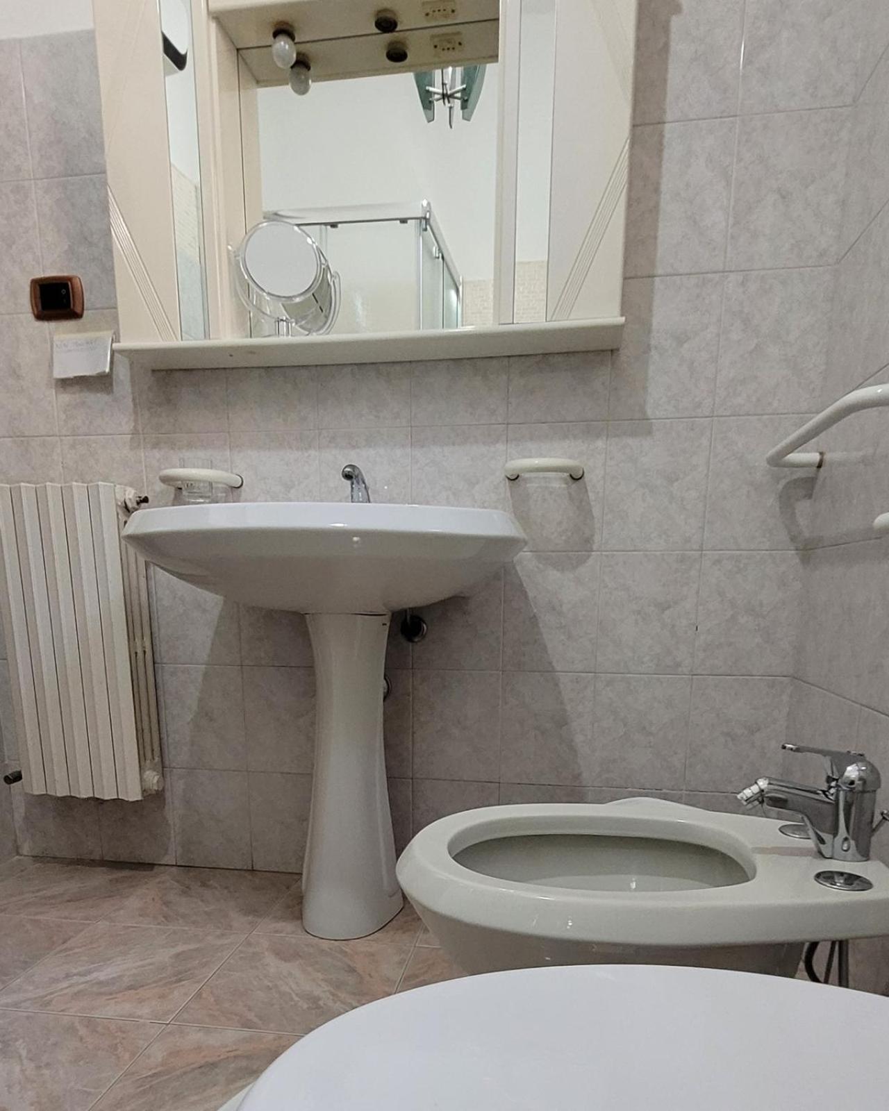 Nel Cuore Del Salento: Casa Indipendente Torre Santa Susanna Luaran gambar